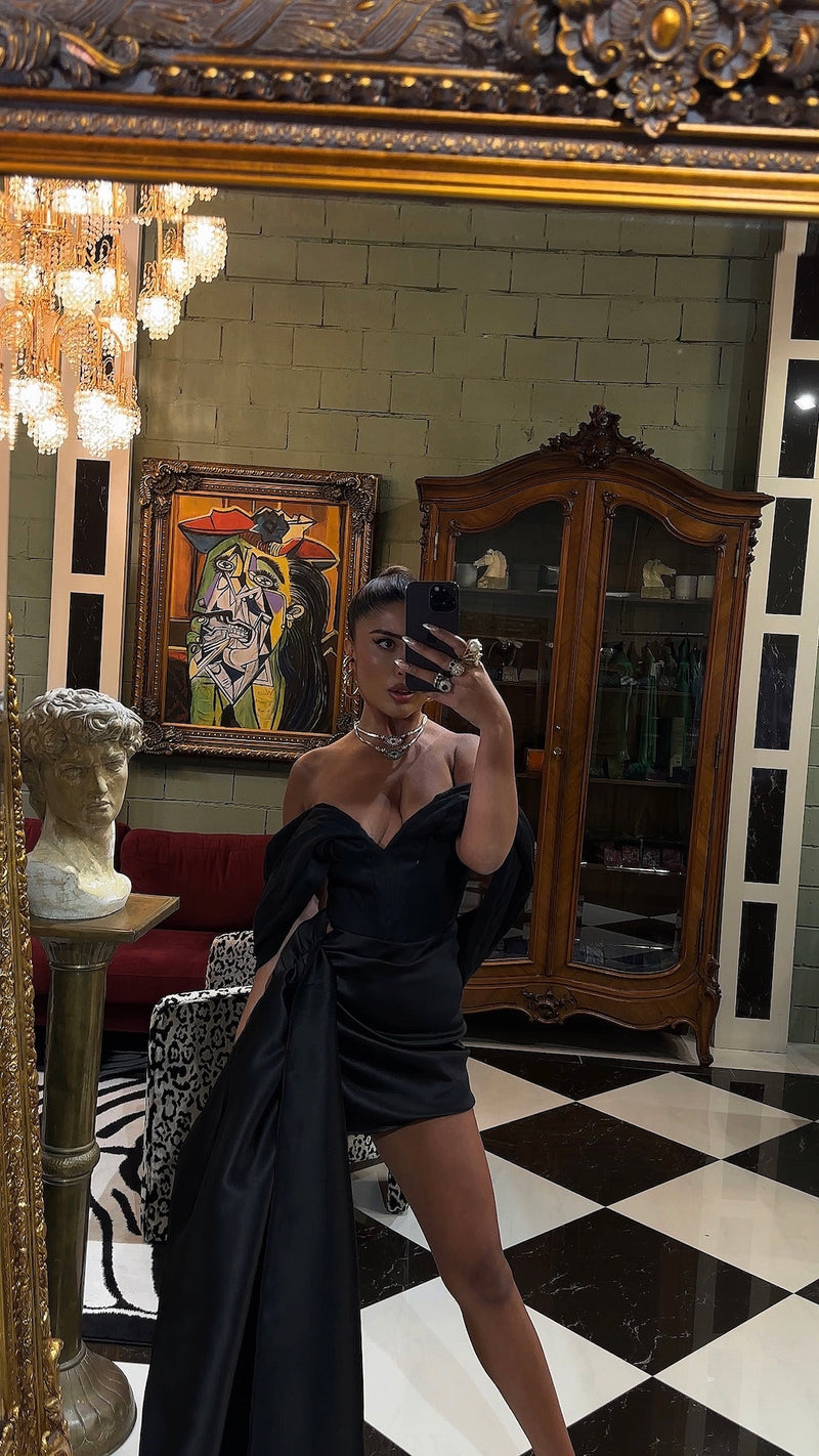 Metisa Skirt Black