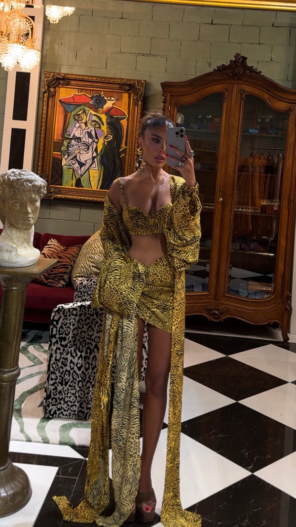 Malia Blouse Wild Cheetah Print