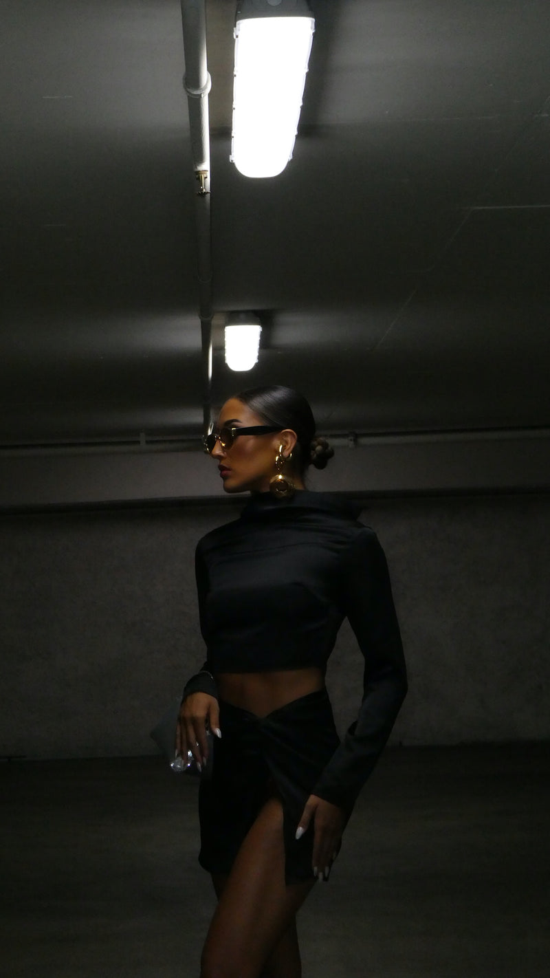 Miami Turtle Neck Black